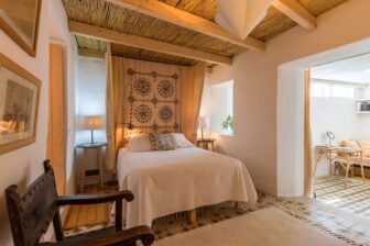 Tarifabeachhouses-Casa-El-Frances-Historic-Old-Town-Tarifa-05
