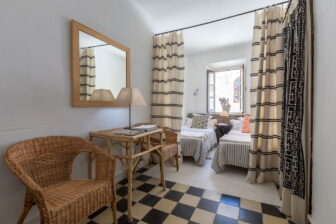 Tarifabeachhouses-Casa-El-Frances-Historic-Old-Town-Tarifa-41