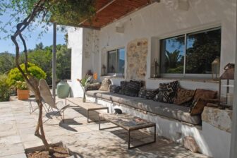 Tarifabeachhouses-Casa-El-Santuario-Santuario-De-La-Luz-Tarifa-06