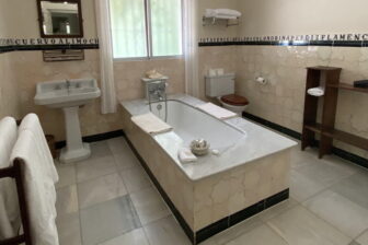 Tarifabeachhouses-Courtyard Cottage II-16