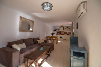 Tarifabeachhouses-Plaza-San-Mateo-Apartment-Historic-Old-Town-Tarifa-04