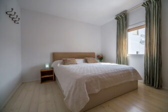 Tarifabeachhouses-Plaza-San-Mateo-Apartment-Historic-Old-Town-Tarifa-11
