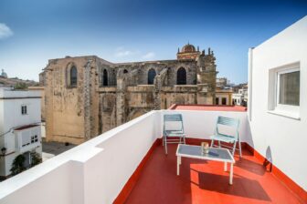 Tarifabeachhouses-Plaza-San-Mateo-Apartment-Historic-Old-Town-Tarifa-15