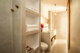 Tarifabeachhouses-lamuralla