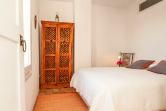 tarifabeachhouses-lamuralla